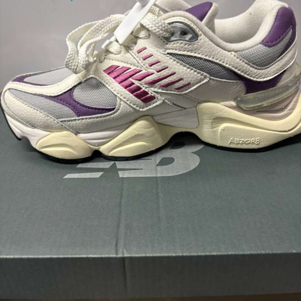 Men/women new balance running shoes size 5 - Picture 6 of 9